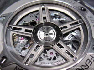 hublot-big-bang-ferrari-movement-620x465