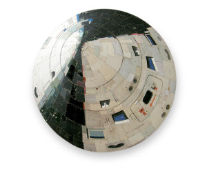 Lunar Orbiter, 2006 (120x121x12cm), privé collectie Rotterdam