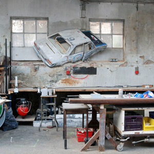 Voiture Balai studio, 2010 (225x112x10cm), privé collectie Rotterdam